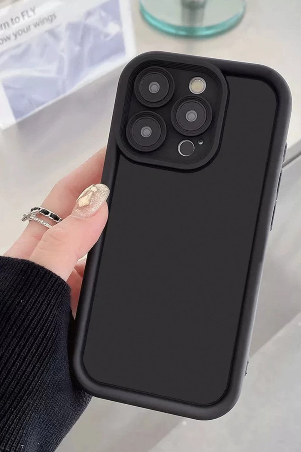 Apple iPhone 16 Pro Uyumlu Kılıf Viera Silikon - Kırmızı