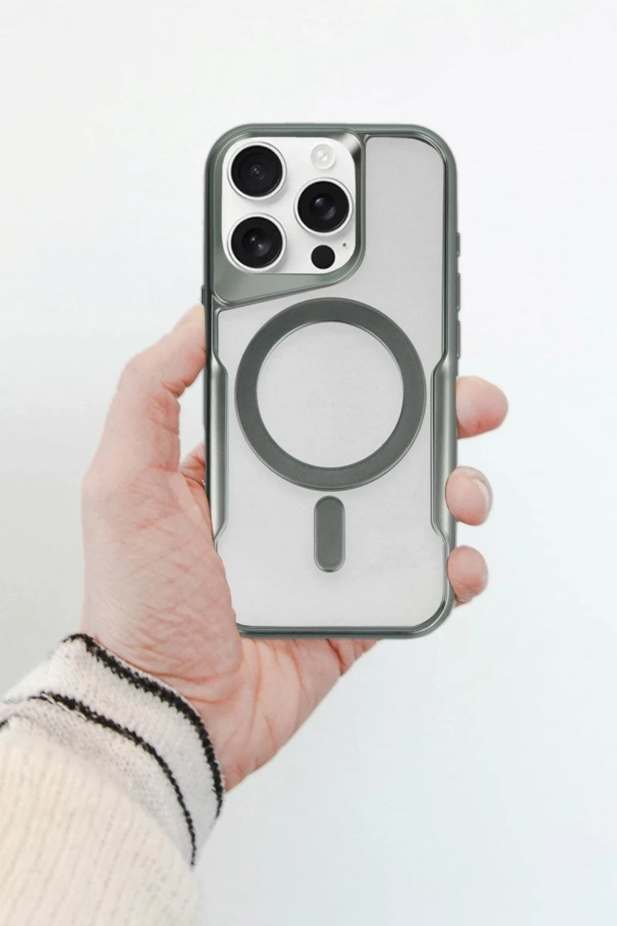Apple iPhone 15 Pro Max Uyumlu Kılıf Boyi Magsafe Silikon Kapak - Siyah